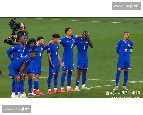 点球大战中的决胜时刻：从心理博弈到技术较量的精彩解析